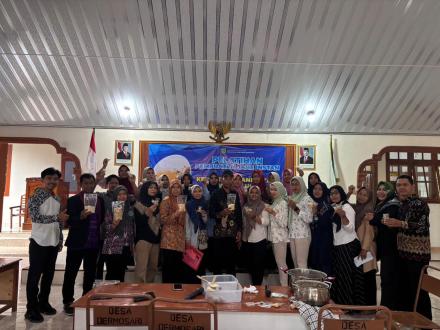 PELATIHAN PEMBUATAN MANISAN DAN JAHE INSTANT